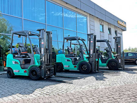 Empilhador a gás 2025  Mitsubishi FG15N (18)