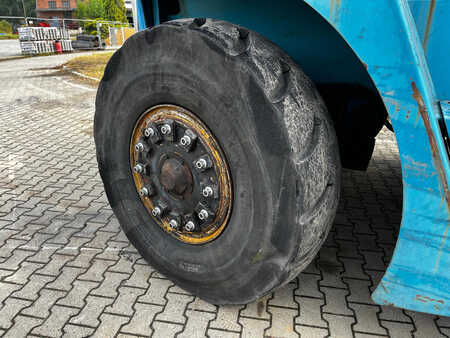 Dieselový VZV 2002  SMV Konecranes SL28-1200A (9)