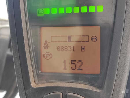 Elektryczne 4-kołowe 2016  Linde E20 PH-02 (10)