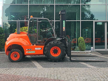 Terénní vysokozdvižný vozík 2016 Ausa C 500 H (3)