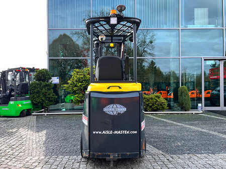 VZV pro práci v úzk.uličkách-retrakt 2016  Aisle Master 15NE (10)