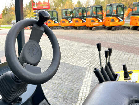 VZV pro práci v úzk.uličkách-retrakt 2016  Aisle Master 15NE (13)