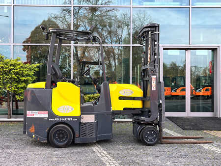 VZV pro práci v úzk.uličkách-retrakt 2016  Aisle Master 15NE (4)