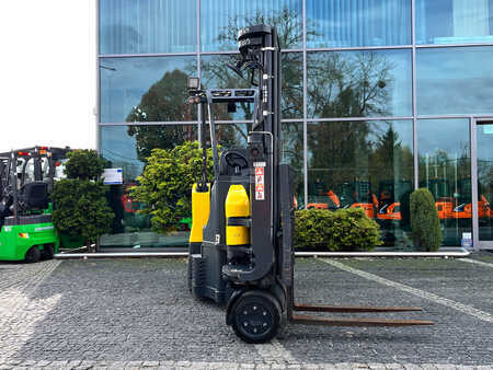 VZV pro práci v úzk.uličkách-retrakt 2016  Aisle Master 15NE (9)