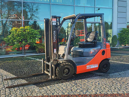 Dieseltrukki 2012  Toyota 02-8FDF15 (1)