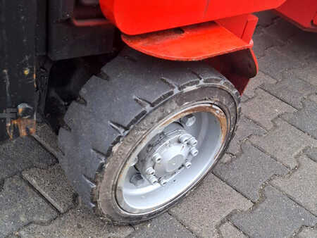 Wózki do eksploatacji w wąskich korytarzach 2018  Flexi AC 1000 (8)