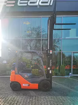 Gas truck 2016  Toyota 02-8FGF15 (6)