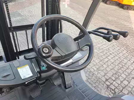 Gas truck 2016  Toyota 02-8FGF15 (7)