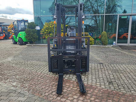 Carrelli elevatori GPL 2025  LiuGong CPCD35-EQ1 (4)