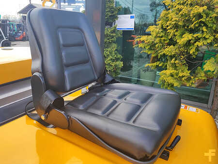 Carrelli elevatori GPL 2025  LiuGong CPCD35-EQ1 (9)