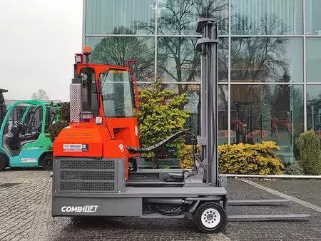 Chariots multidirectionnels 2015  Combilift C4500 (1)