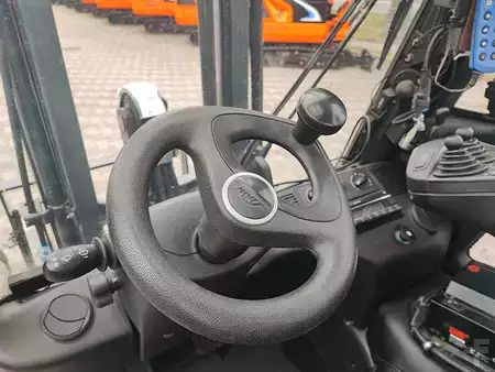 Chariots électriques à 3 roues 2018  Linde E16H-02 (3)