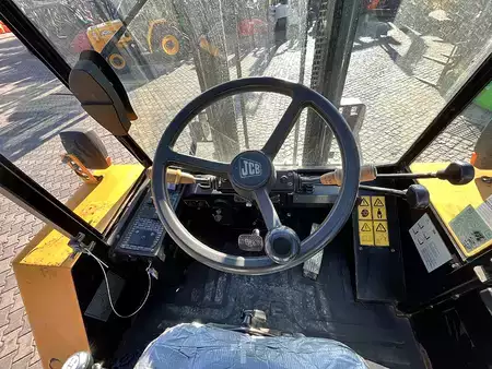 Terrenggående gaffeltruck 2014  JCB 926 (7)
