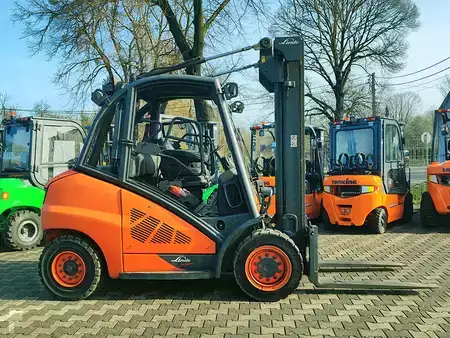 Chariots élévateurs diesel 2013  Linde H50D-02 (3)