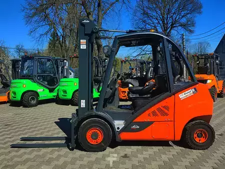 Chariots élévateurs diesel 2015  Linde H30D-02 (3)