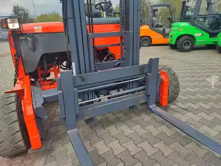 Chariots élévateurs transportables 2008  Moffett M5 20.3 (7)