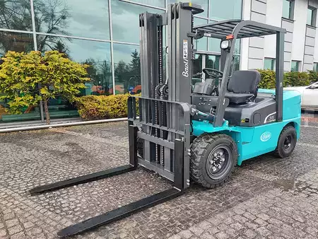 Chariots élévateurs diesel 2025  Baoli KBD35-L3 (1)