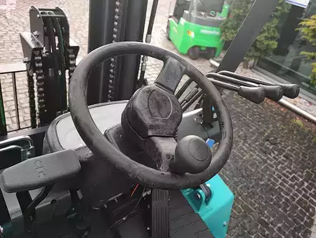 Chariots élévateurs diesel 2025  Baoli KBD35-L3 (5)