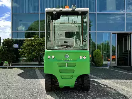 Chariots électriques à 4 roues 2016  Cesab B625 (6)