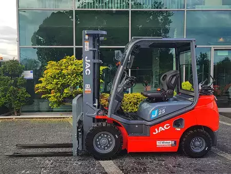 LPG heftrucks 2024  JAC CPQYD25 (2)