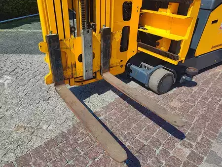 Carrelli per corridoi stretti 2020  Jungheinrich EFX 413 (13)