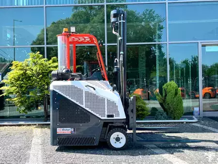 Empilhador Quatro caminhos 2021  Combilift C 3000 (4)