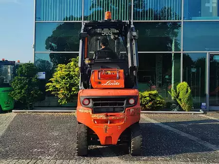 Gasoltruck 2020  Linde H30T-02 (5)