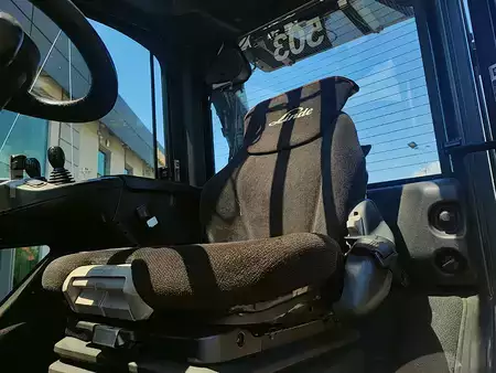Gasoltruck 2020  Linde H30T-02 (8)