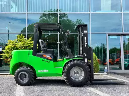 Ruwterreinheftrucks 2025  Lonking LG35DT Terrain (2)