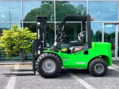 Ruwterreinheftrucks 2025  Lonking LG35DT Terrain (5)