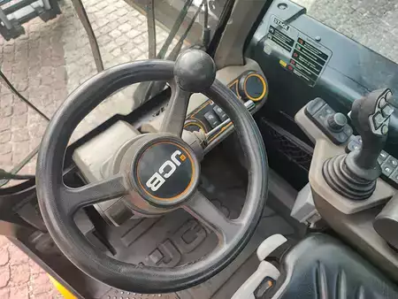Dieselový VZV 2021  JCB TLT35-23D (9)