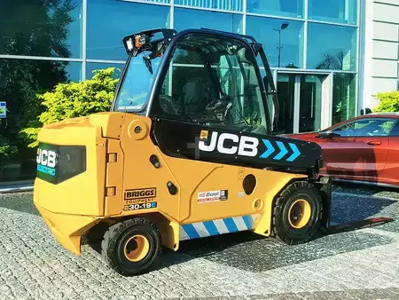 Ładowarki teleskopowe 2020  JCB 30-19E electric TLT (6)