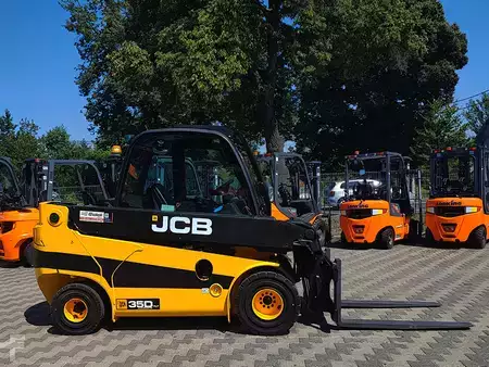 Ładowarki teleskopowe 2016  JCB TLT35D (2)