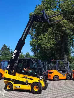 Ładowarki teleskopowe 2016  JCB TLT35D (6)