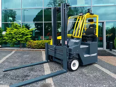Carrelli elevatori 4 vie 2017  Combilift CB4000 (1)