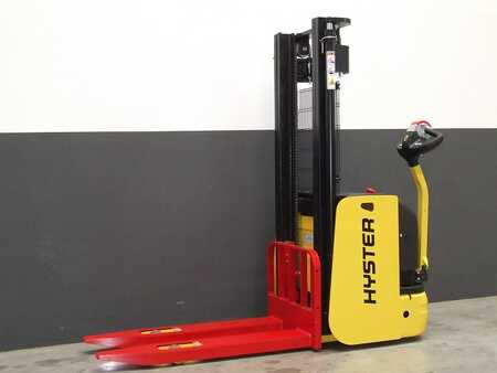 Stapelaars 2015  Hyster S1.6AC (1)