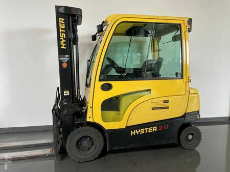 Elektro čtyřkolový VZV 2016  Hyster J3.0XN (1)