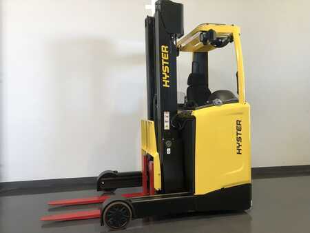 Retráctil 2023  Hyster R1.4E (1)