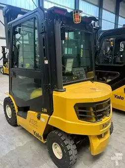 Wózki widłowe diesel 2025  Yale GDP20N (3)