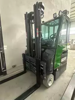 Čtyřcestný vysokozdvižný vozík 2023  Combilift CBE3000 (1)