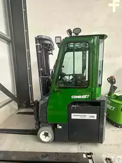 Čtyřcestný vysokozdvižný vozík 2023  Combilift CBE3000 (2)
