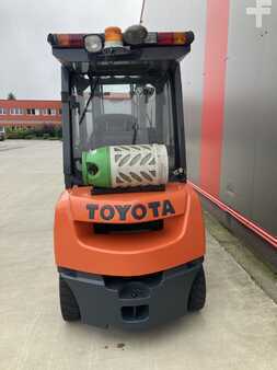 Empilhador a gás 2015  Toyota 06-8FG25F (3)