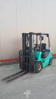 Carrello elevatore diesel 2010  Maximal FD18T (3)