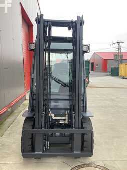 LPG heftrucks 2015  Toyota 06-8FG25F (2)