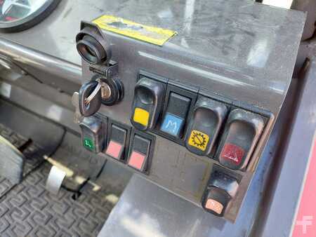 Ruwterreinheftrucks 2014  Manitou M30-2 (11)