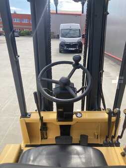 3-wiel elektrische heftrucks 2005  Yale ERP15RCF V2092 (3)