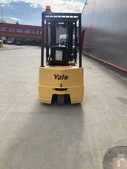 3-wiel elektrische heftrucks 2005  Yale ERP15RCF V2092 (4)