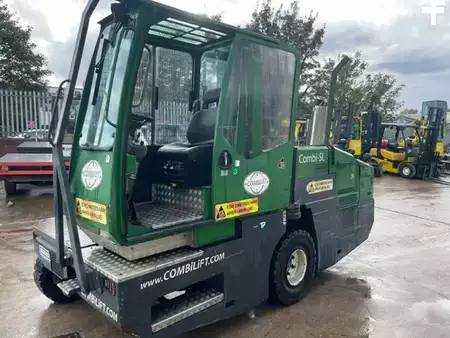 Chariots multidirectionnels 2011  Combilift C6000 SL (1)