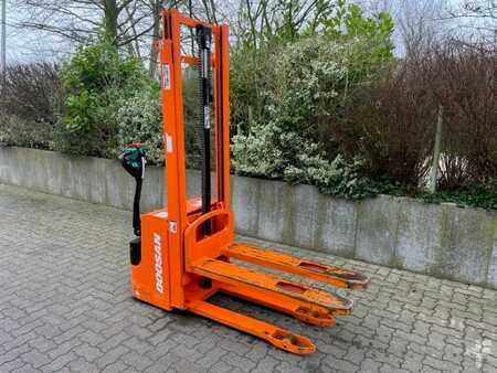 Doosan LEDS12,5