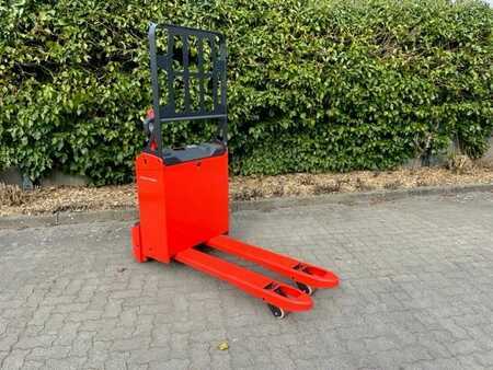 Niederhubwagen 2025  Linde T18 (4)